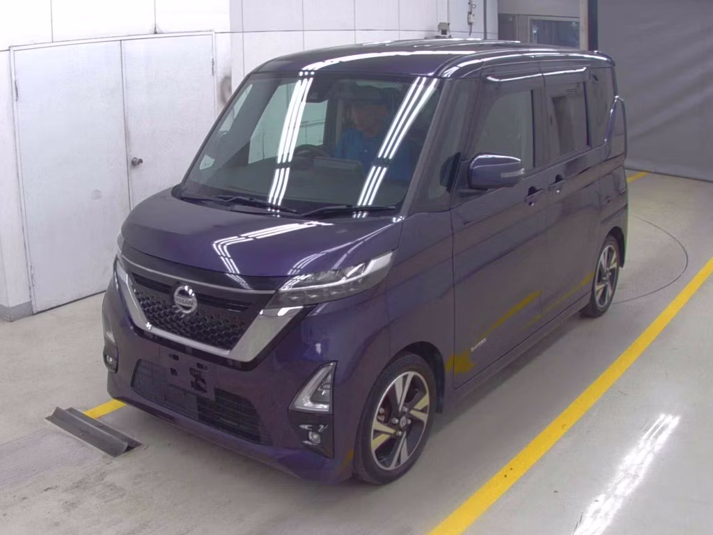 NISSAN ROOX