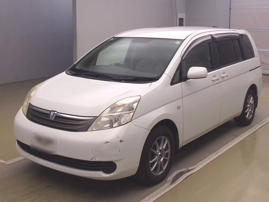 TOYOTA ISIS