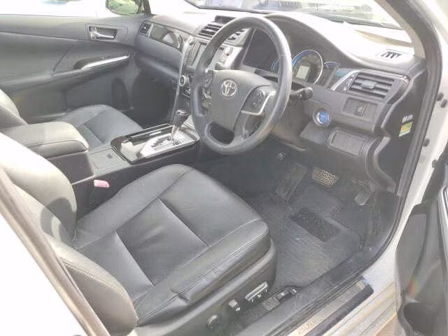 TOYOTA CAMRY