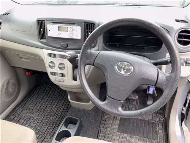 TOYOTA PIXIS EPOCH