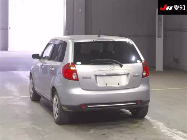 MAZDA VERISA