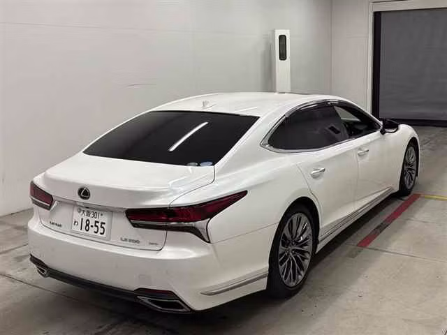 LEXUS LS500