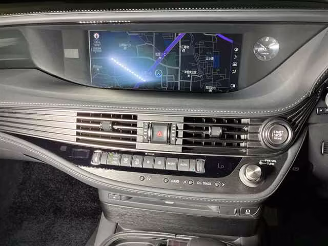 LEXUS LS500