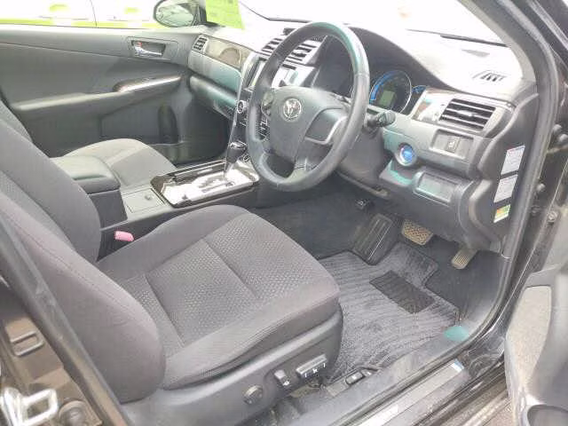 TOYOTA CAMRY