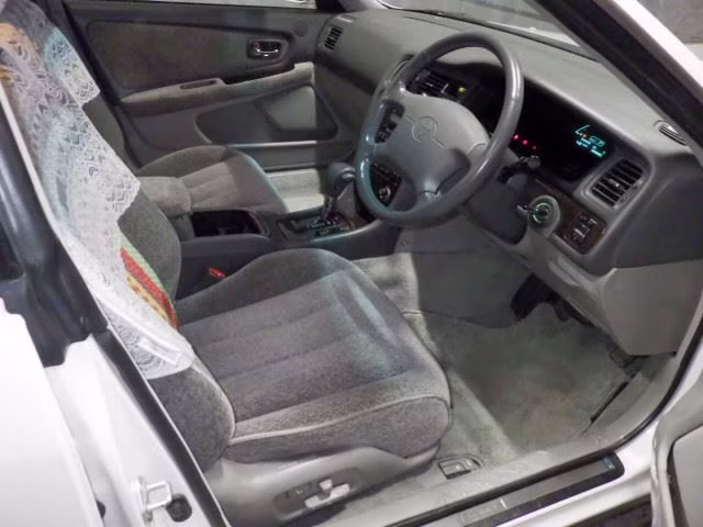 TOYOTA MARK II