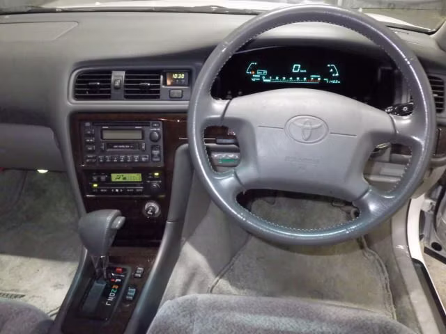 TOYOTA MARK II