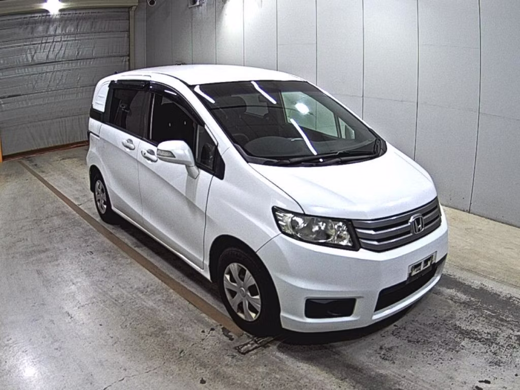 HONDA FREED SPIKE