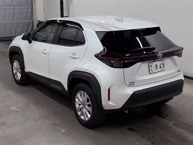 TOYOTA YARIS CROSS
