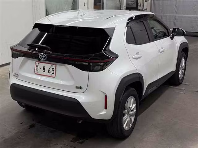 TOYOTA YARIS CROSS