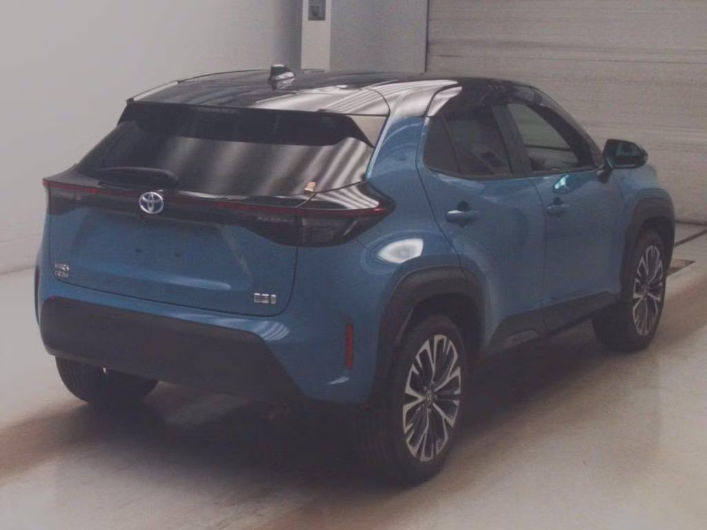 TOYOTA YARIS CROSS