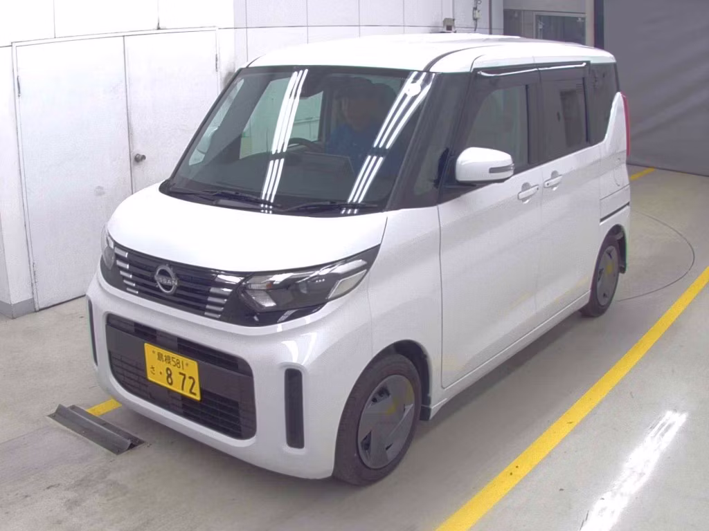 NISSAN ROOX