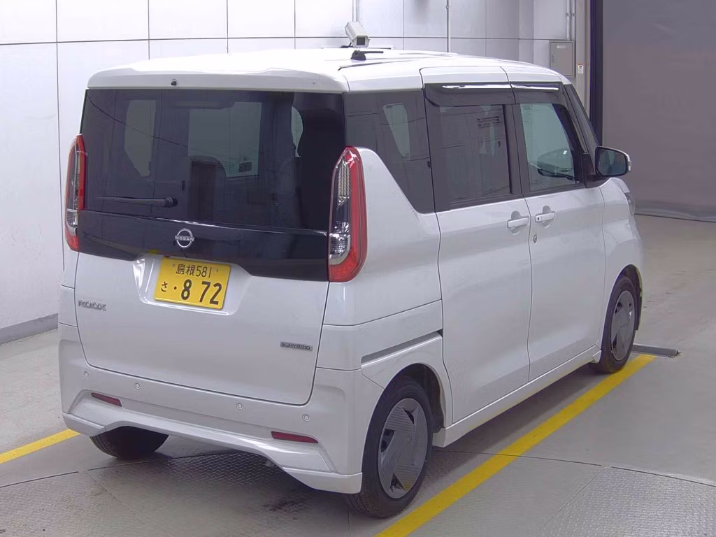 NISSAN ROOX