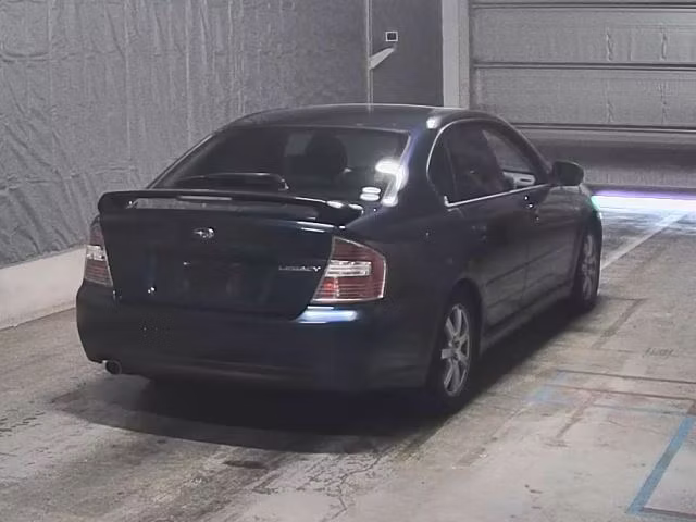 SUBARU LEGACY B4