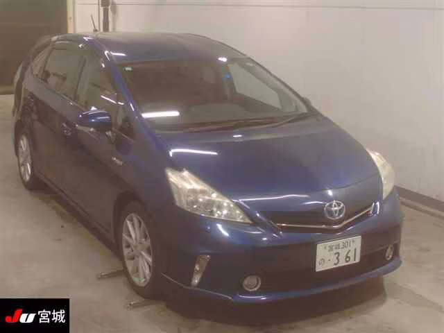 TOYOTA PRIUS ALPHA