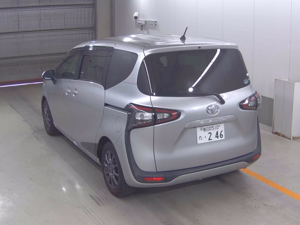 TOYOTA SIENTA