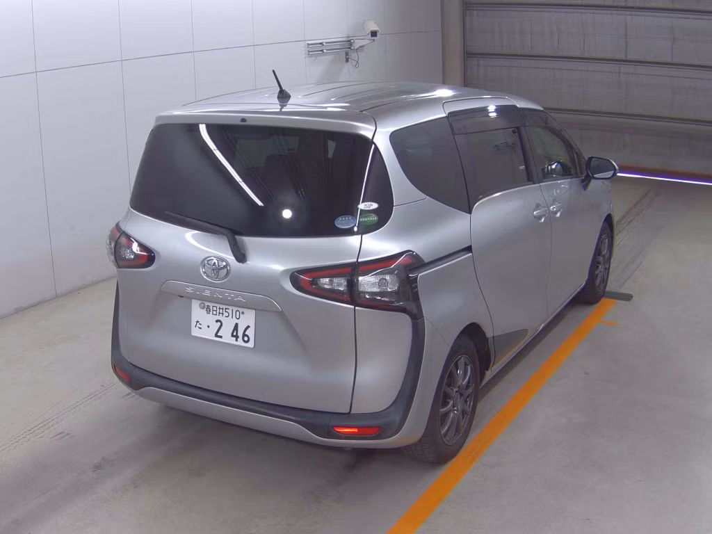 TOYOTA SIENTA