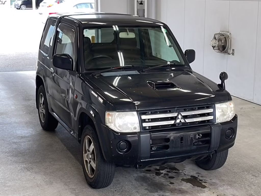 MITSUBISHI PAJERO MINI