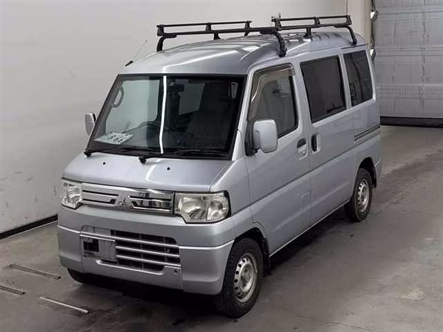 MITSUBISHI MINICAB