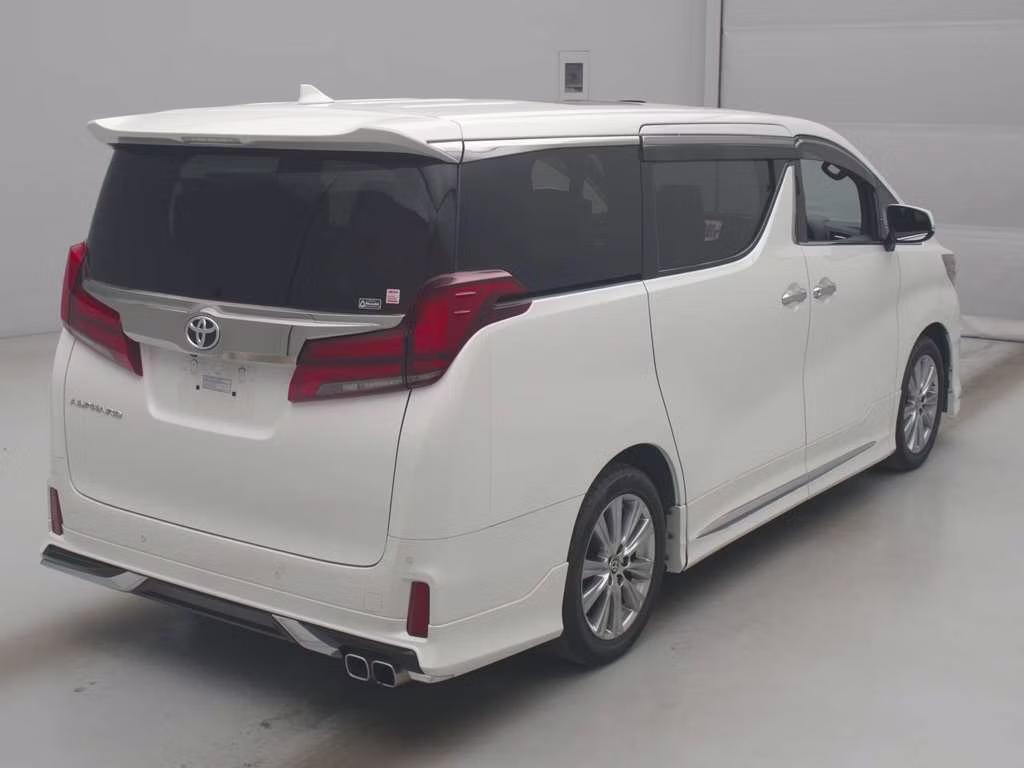 TOYOTA ALPHARD