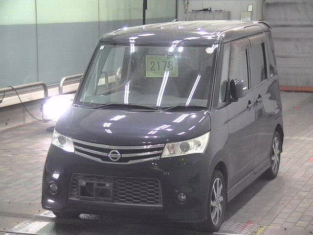 NISSAN ROOX