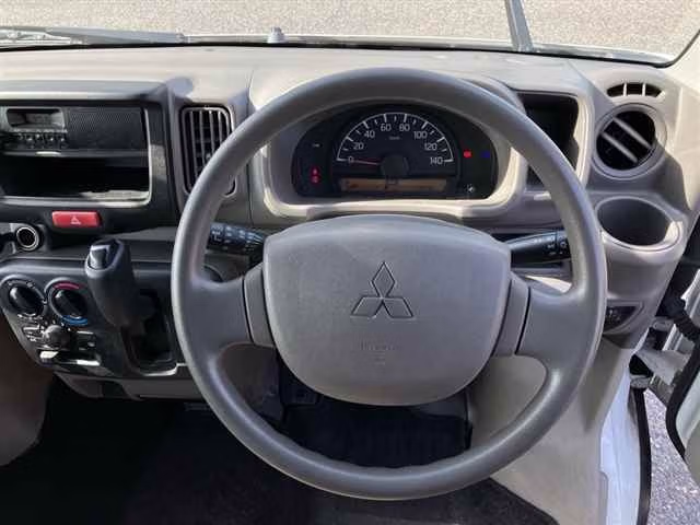 MITSUBISHI MINICAB