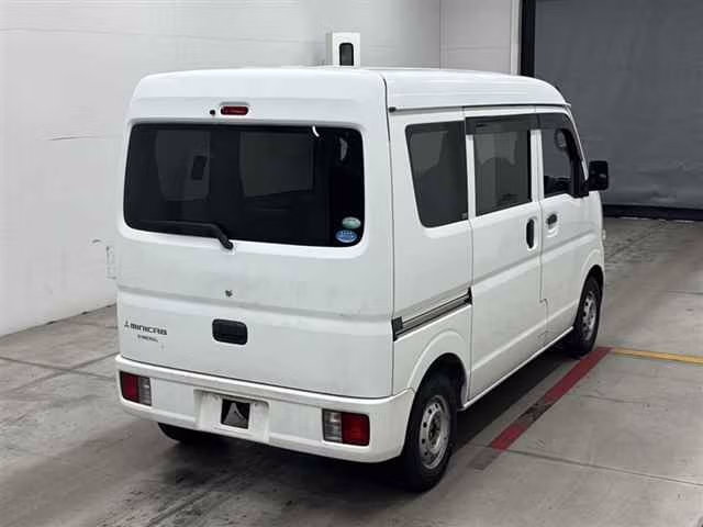MITSUBISHI MINICAB