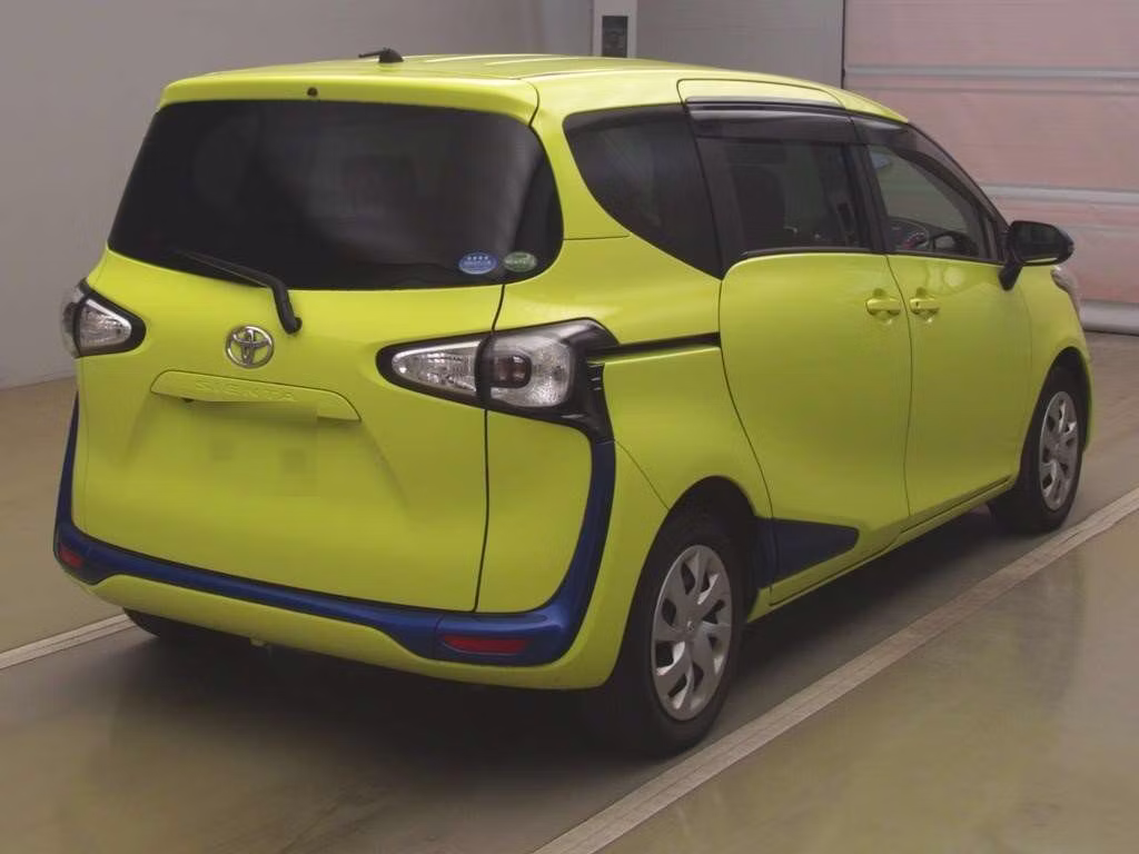 TOYOTA SIENTA