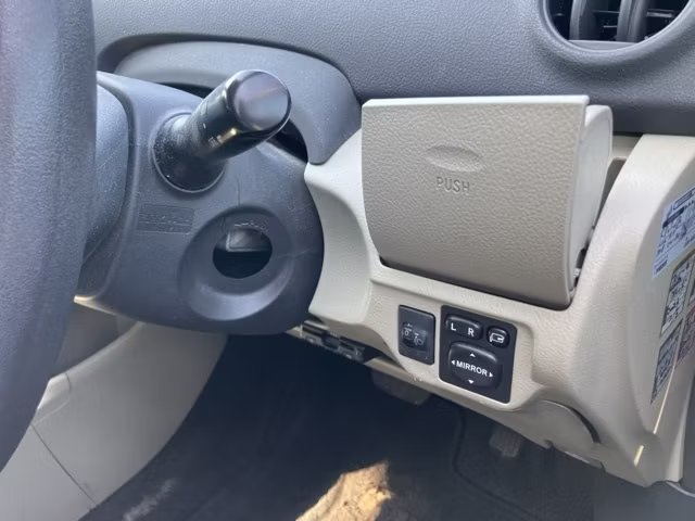 TOYOTA BELTA