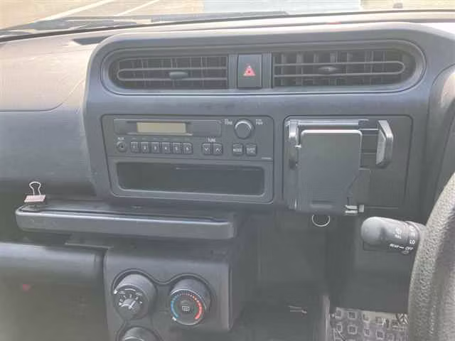 MAZDA FAMILIA