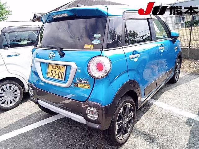 DAIHATSU CAST