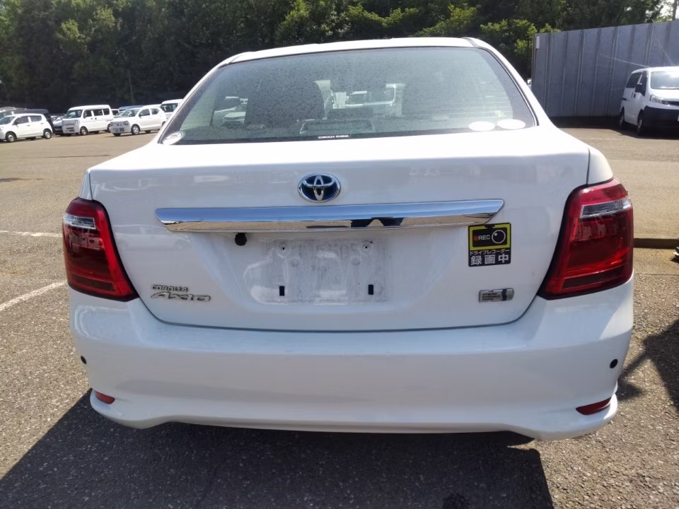 TOYOTA COROLLA AXIO