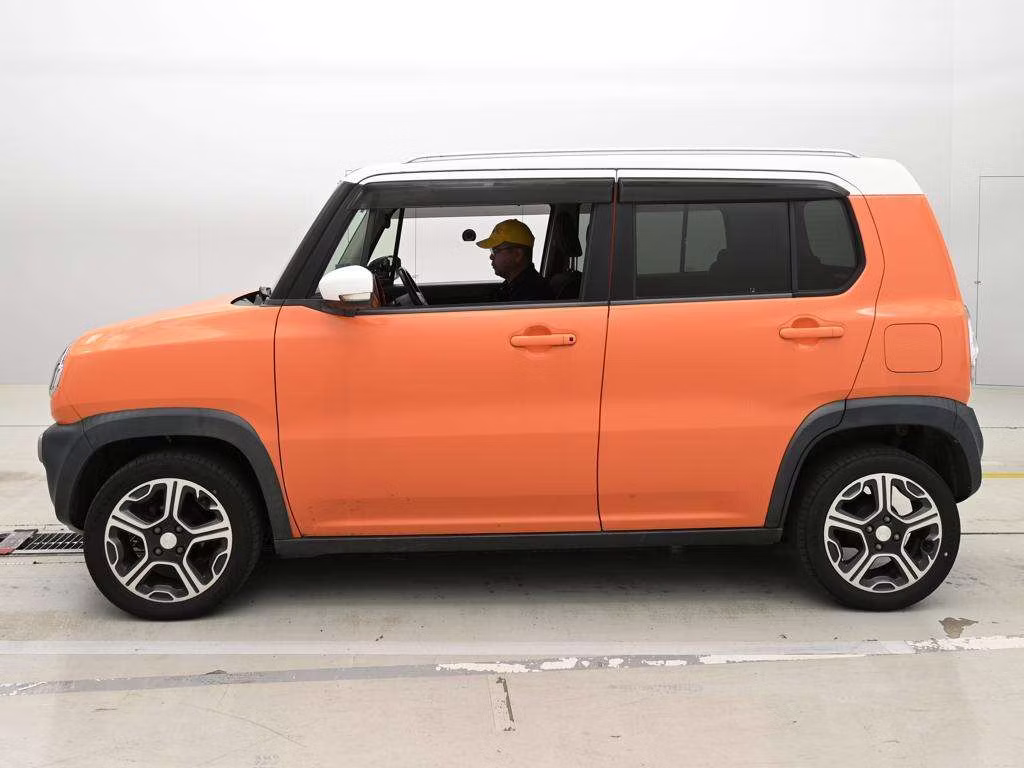 MAZDA FLAIR CROSSOVER