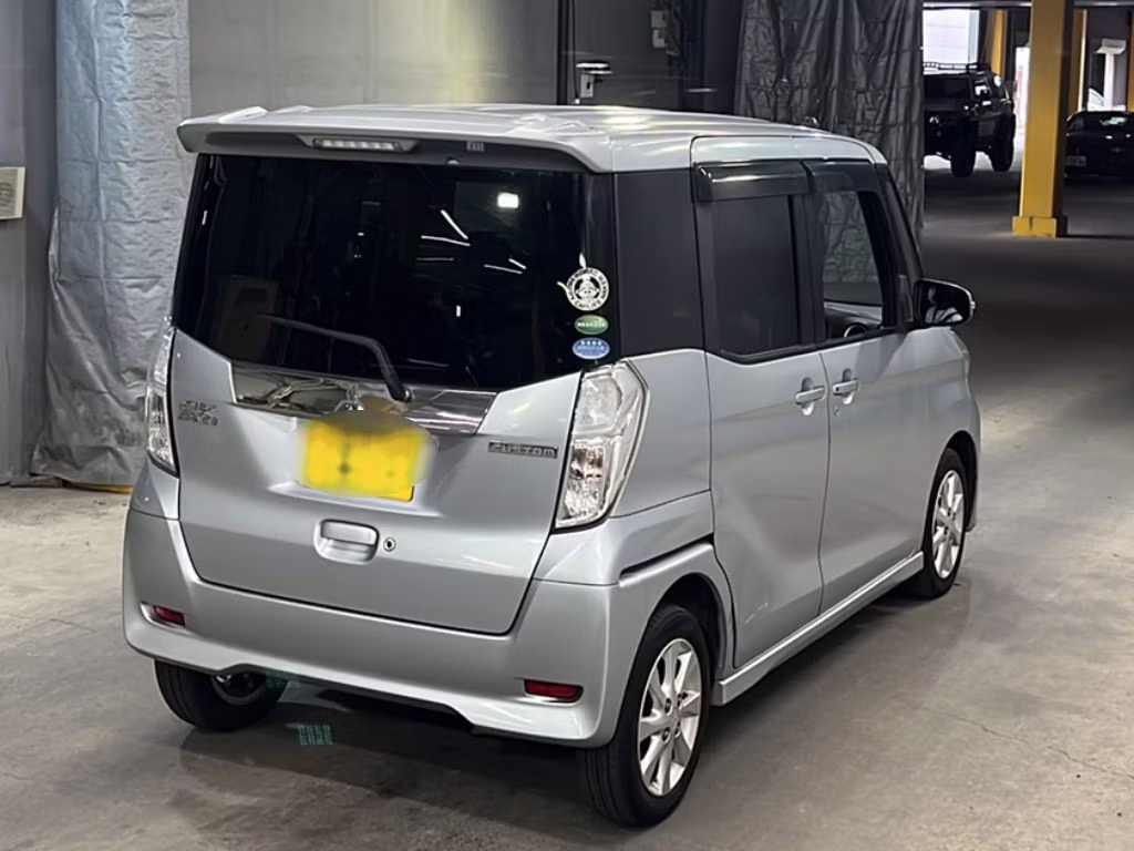 MITSUBISHI EK SPACE