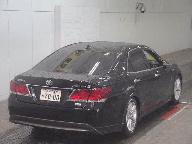 TOYOTA CROWN
