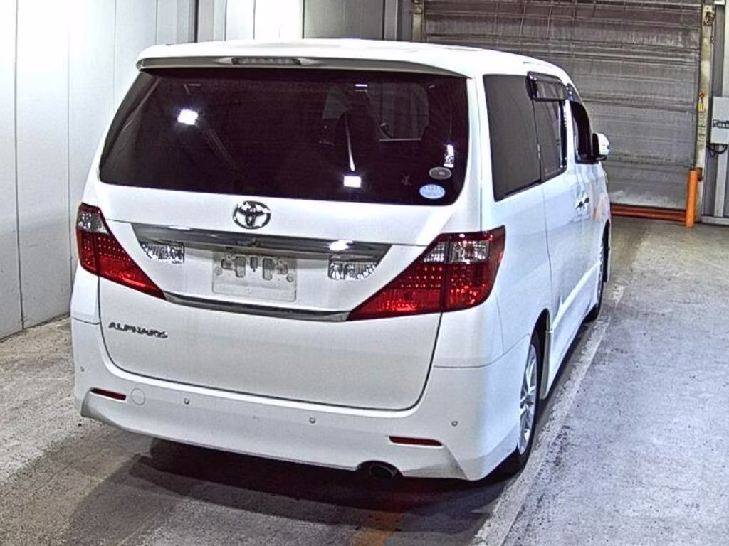 TOYOTA ALPHARD