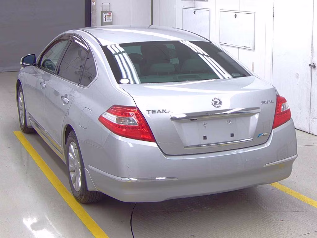 NISSAN TEANA