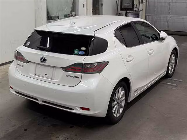 LEXUS CT200H