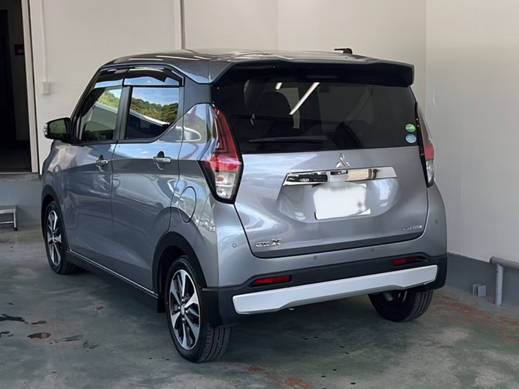 MITSUBISHI EK X