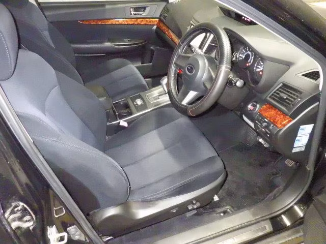 SUBARU OUTBACK