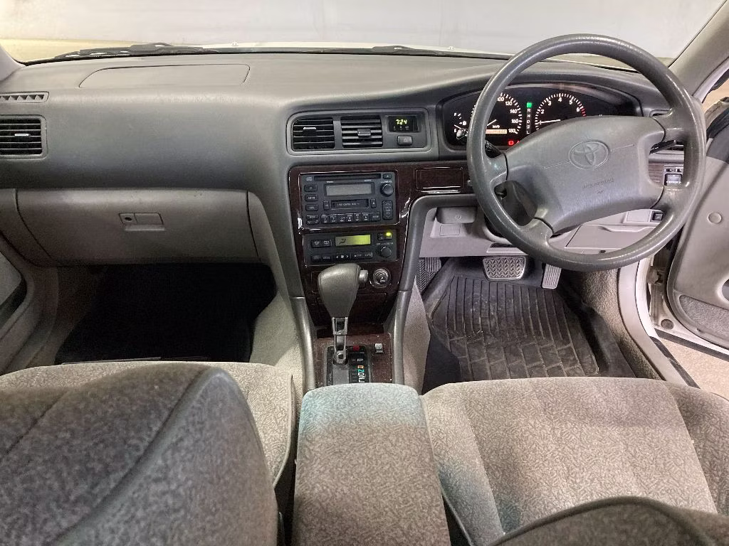 TOYOTA MARK II