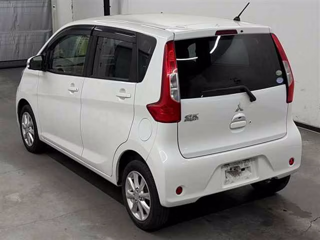 MITSUBISHI EK WAGON