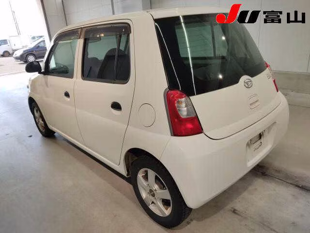 DAIHATSU ESSE