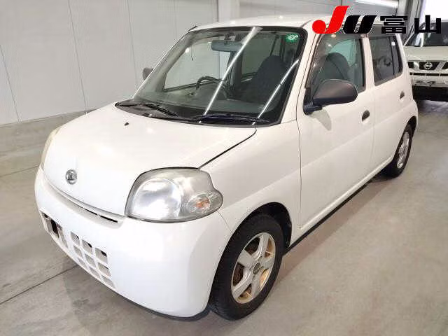 DAIHATSU ESSE