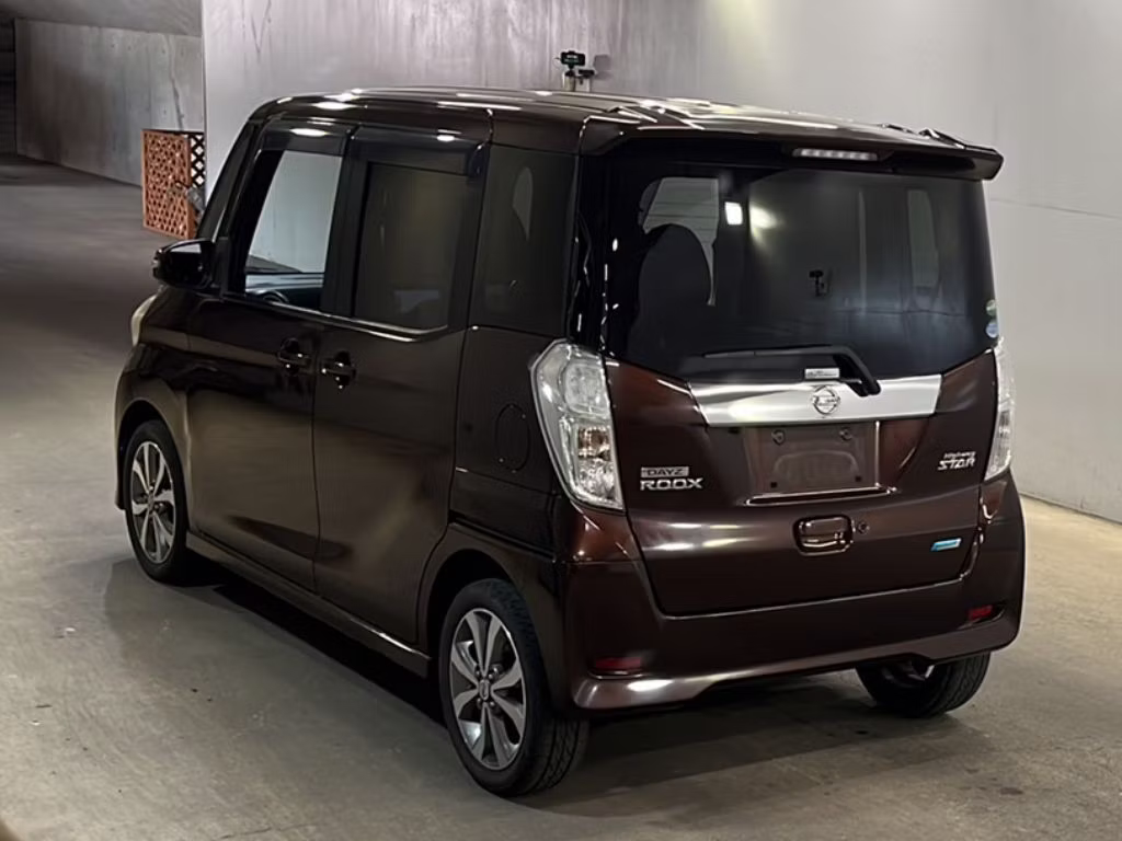 NISSAN DAYZ ROOX