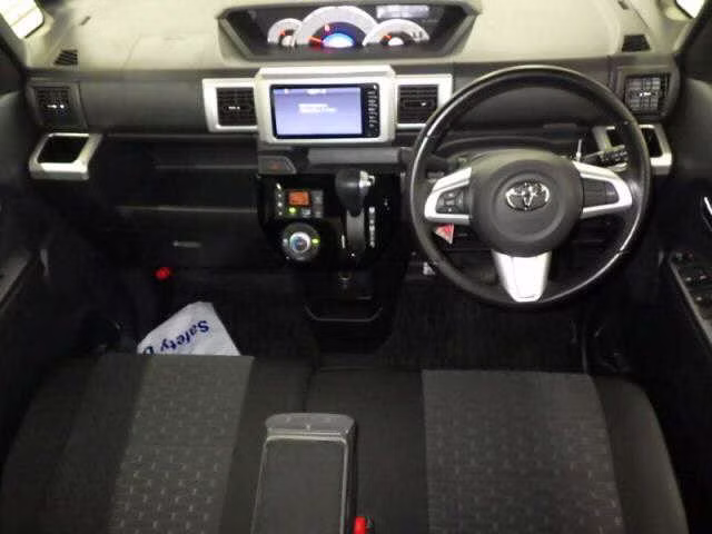 TOYOTA PIXIS MEGA