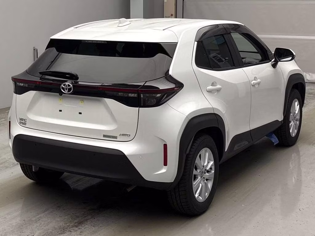 TOYOTA YARIS CROSS