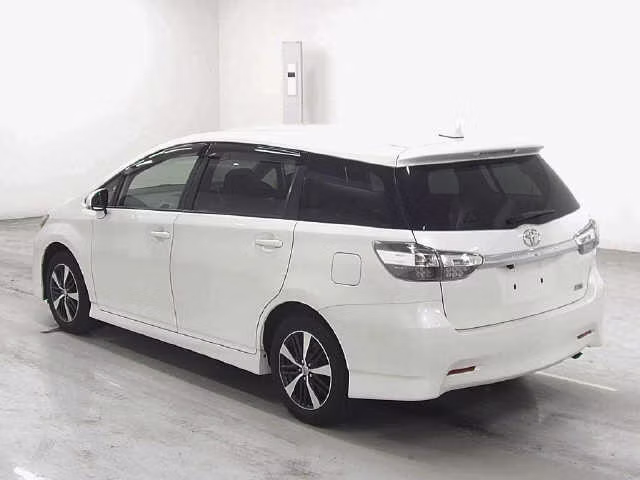 TOYOTA WISH