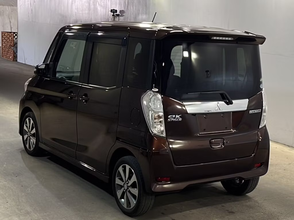 MITSUBISHI EK SPACE