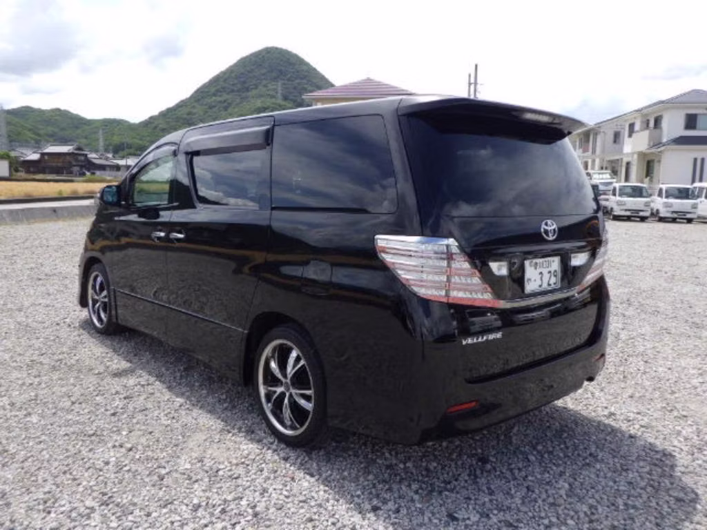 TOYOTA VELLFIRE