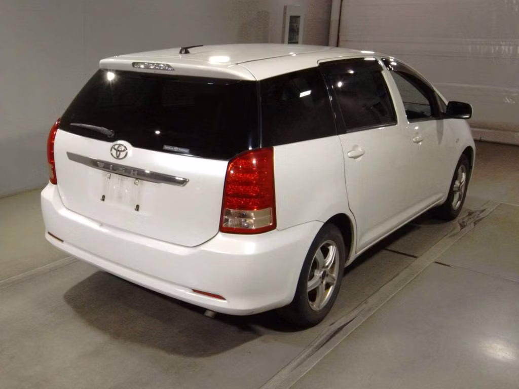 TOYOTA WISH